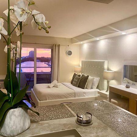 Modern Waterfront Apartment With Miami Skyline View, Free Parking 5 Mins Drive To Майами-Бич Экстерьер фото